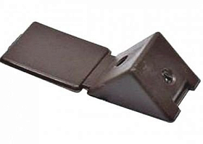 Уголок-стяжка пластмассовый на 2 шурупа венге