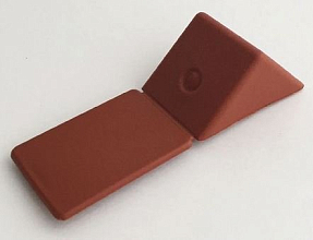 Уголок-стяжка пластмассовый на 2 шурупа терракотовый